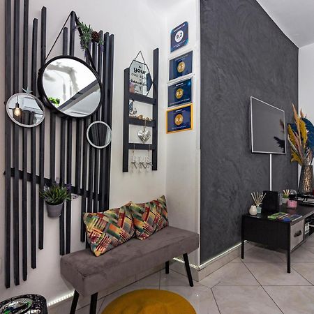 Spacious Apartment Center Split Extérieur photo