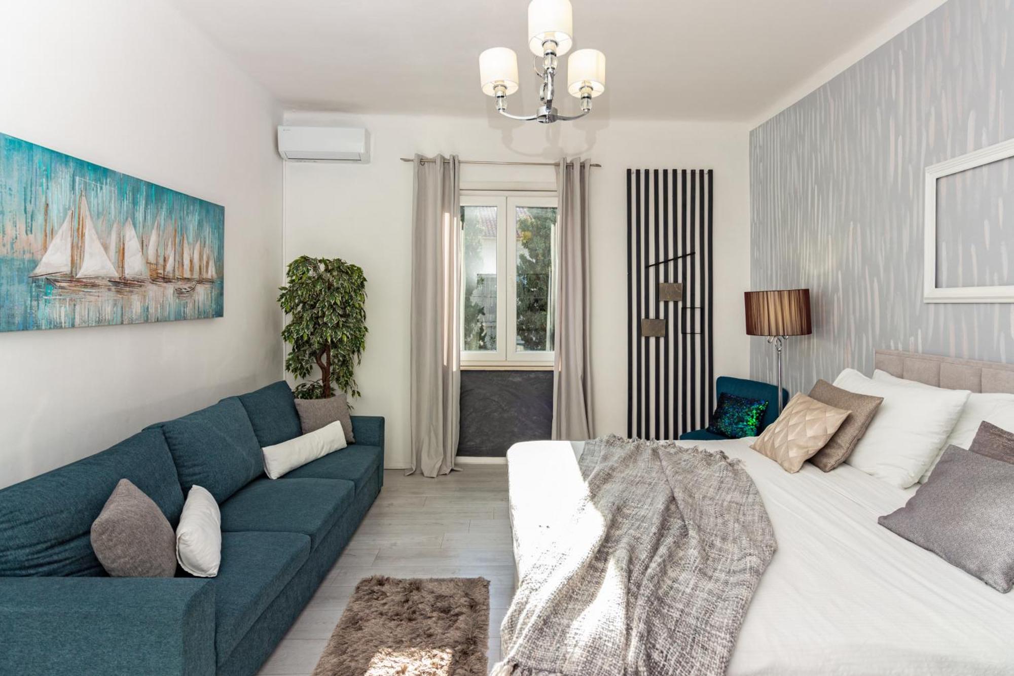 Spacious Apartment Center Split Extérieur photo
