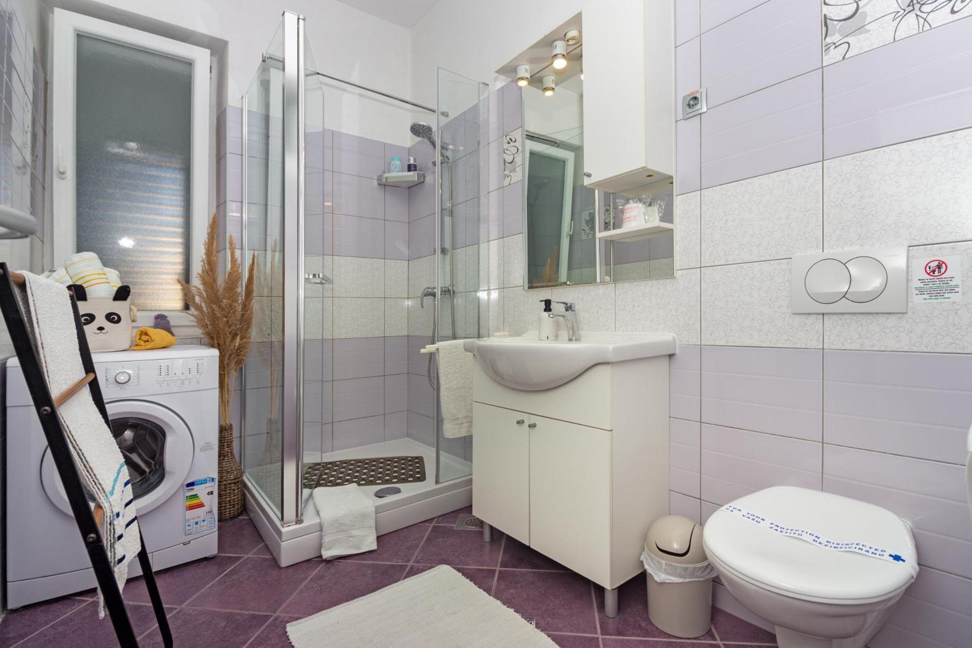 Spacious Apartment Center Split Extérieur photo
