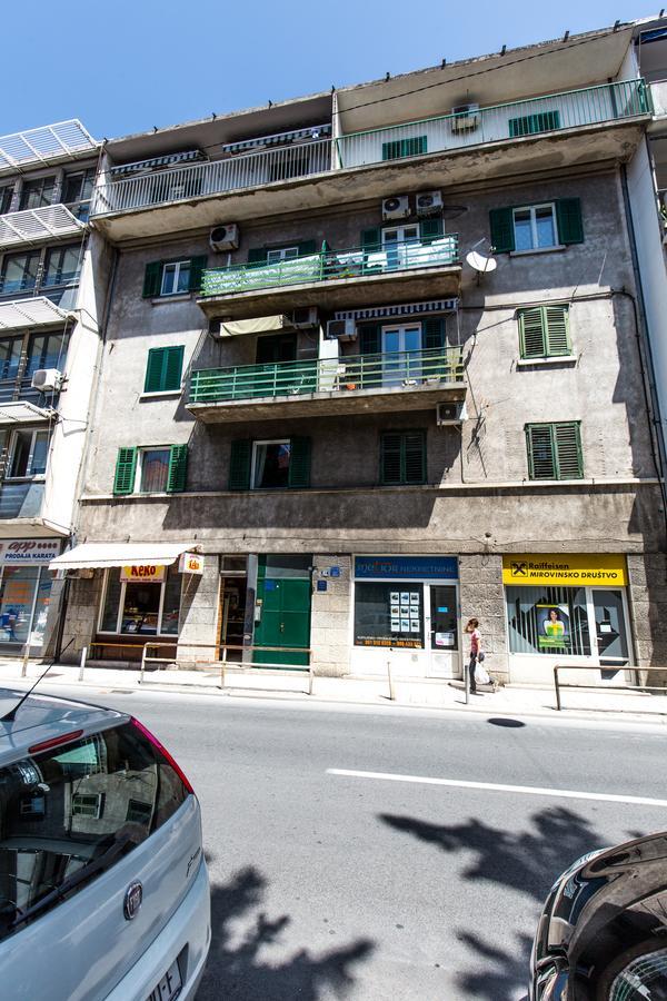 Spacious Apartment Center Split Extérieur photo